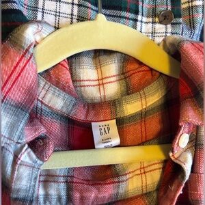 Size 5T Gap kids flannels! In like-new condition!